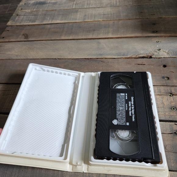 Challenge of the Super Friends - VHS - Picture 4 of 5